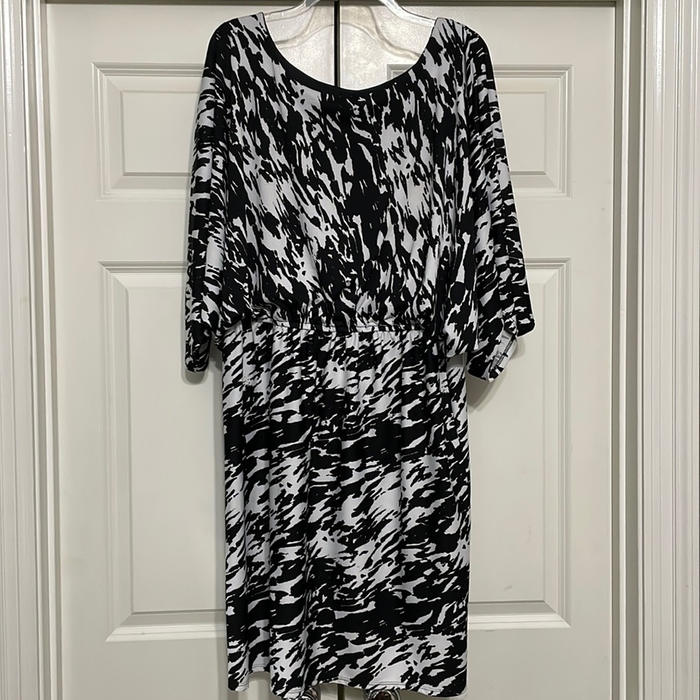 Black & white dress